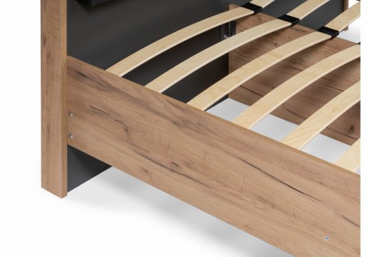 Кровать Тхан